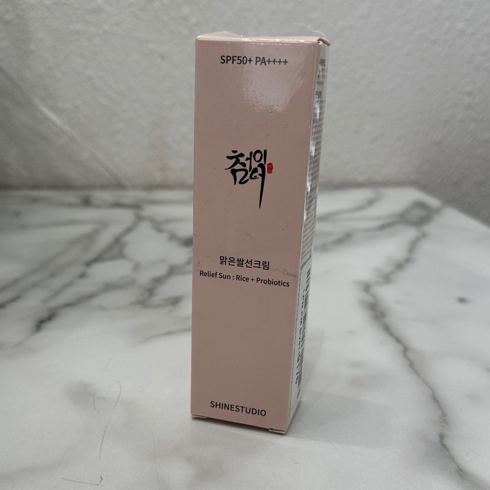 Shinestudio Relief Sun Cream‎ SPF50+ - Picture 3 of 5